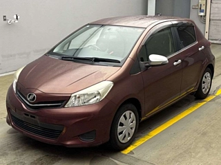 TOYOTA VITZ 2014