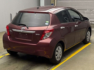 TOYOTA VITZ 2014