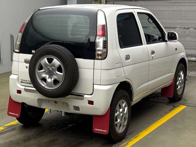 DAIHATSU TERIOS KID 2008