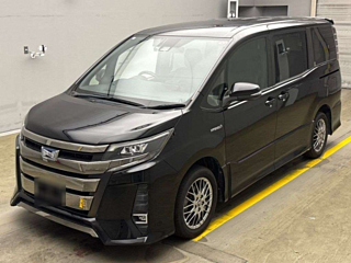 TOYOTA NOAH 2018