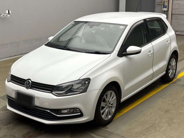 VOLKSWAGEN POLO 2014
