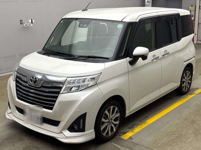TOYOTA ROOMY 2019