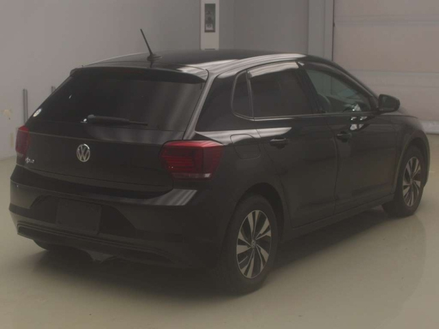 VOLKSWAGEN POLO 2019