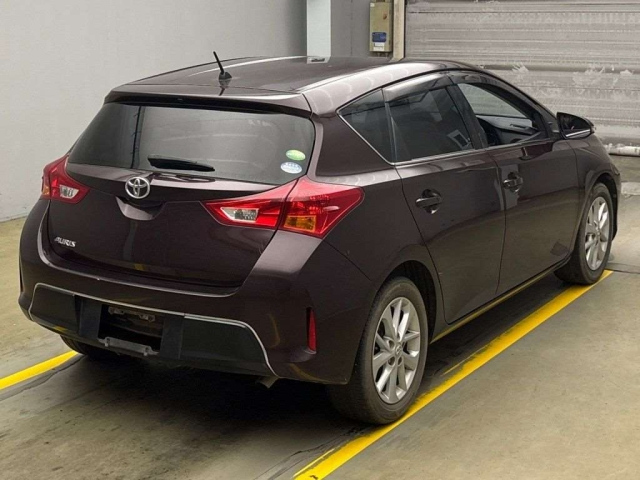 TOYOTA AURIS 2014