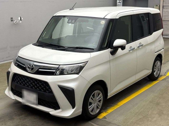 TOYOTA ROOMY 2023