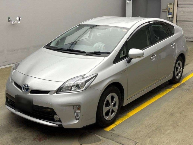 TOYOTA PRIUS 2014
