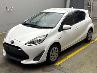 TOYOTA AQUA 2018