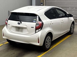 TOYOTA AQUA 2018