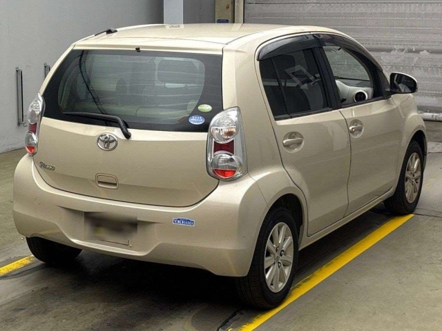 TOYOTA PASSO 2010