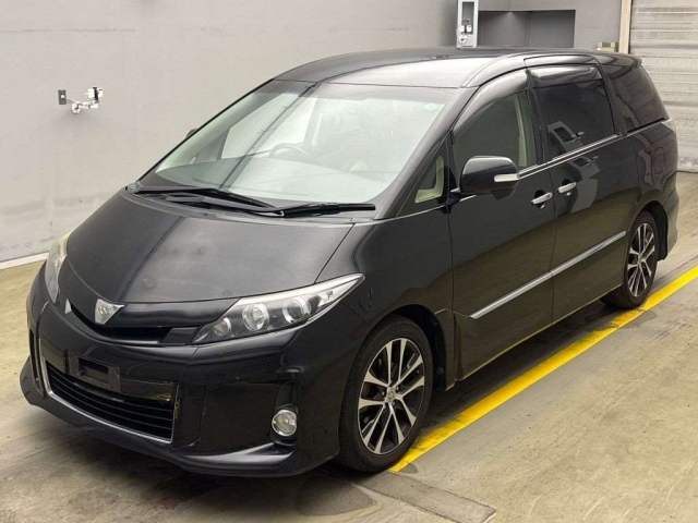 TOYOTA ESTIMA 2013