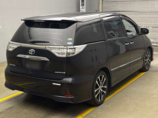 TOYOTA ESTIMA 2013