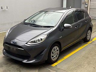 TOYOTA AQUA 2018