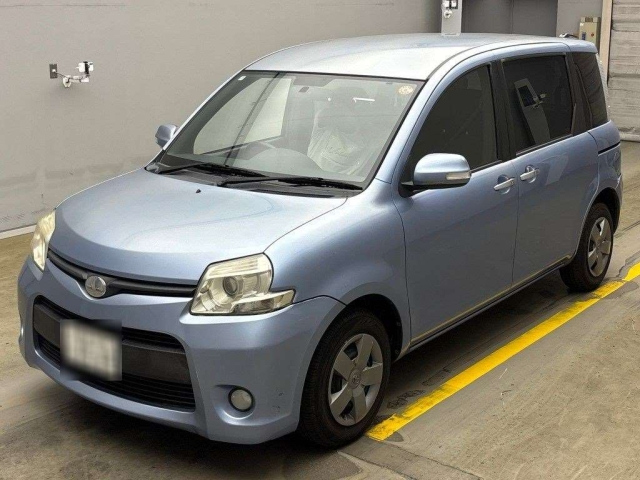TOYOTA SIENTA 2012