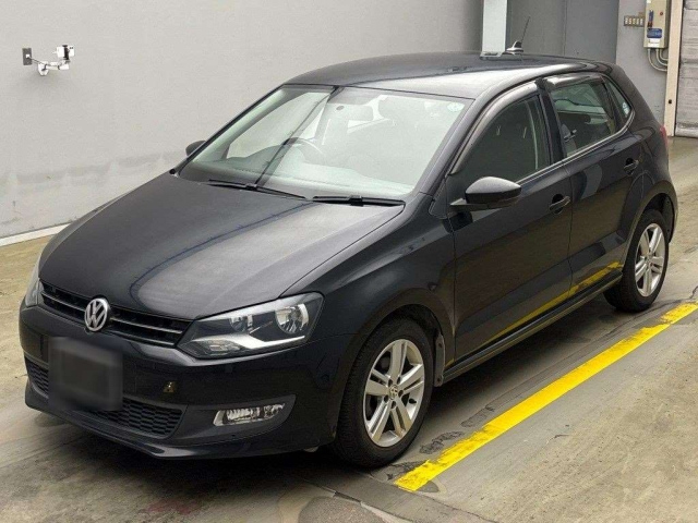 VOLKSWAGEN POLO 2014