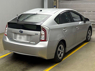 TOYOTA PRIUS 2015