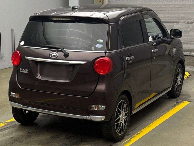 TOYOTA PIXIS JOY 2017
