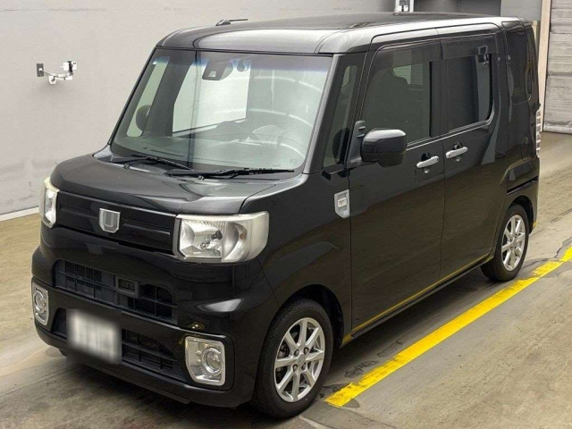 DAIHATSU WAKE 2017