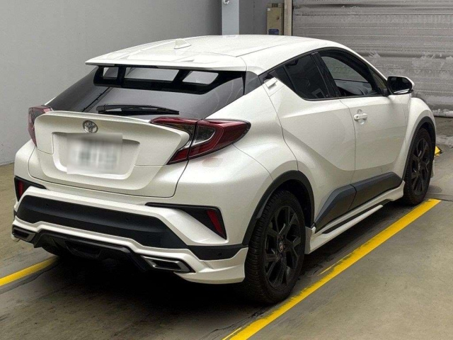TOYOTA C-HR 2019