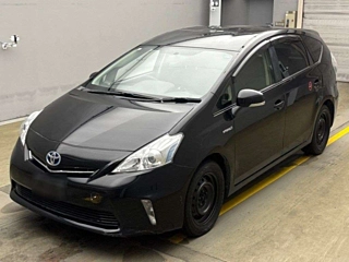 TOYOTA PRIUS ALPHA 2014