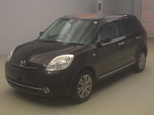 MAZDA VERISA 2011