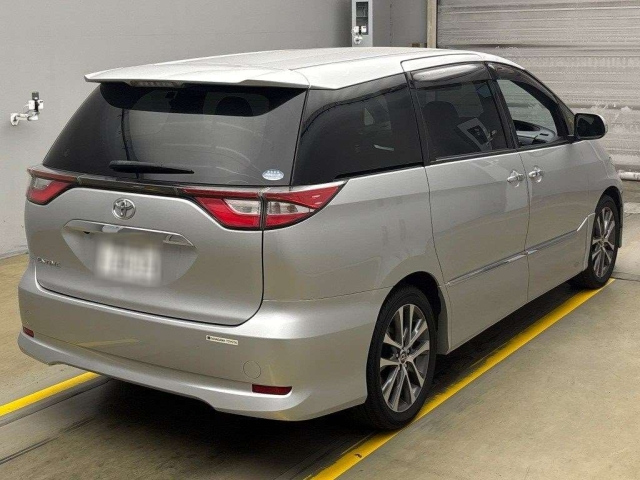 TOYOTA ESTIMA 2018
