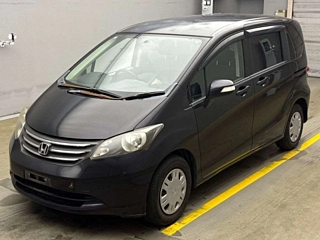 HONDA FREED 2010