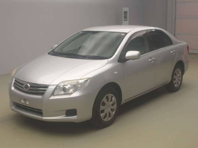 TOYOTA COROLLA AXIO 2010