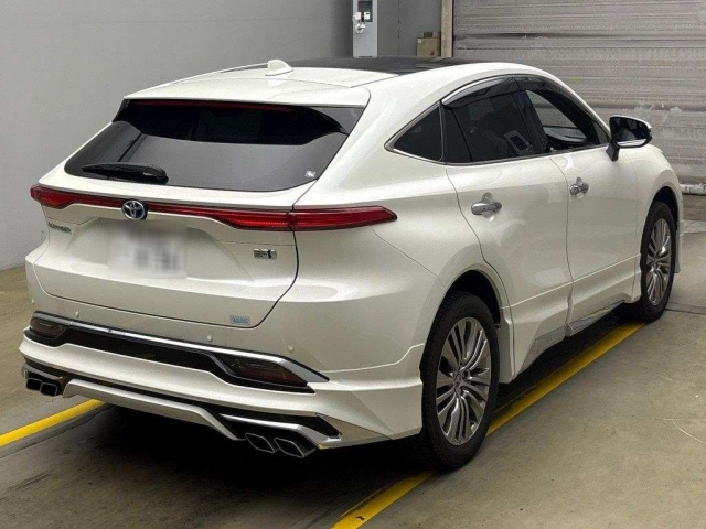 TOYOTA HARRIER 2022