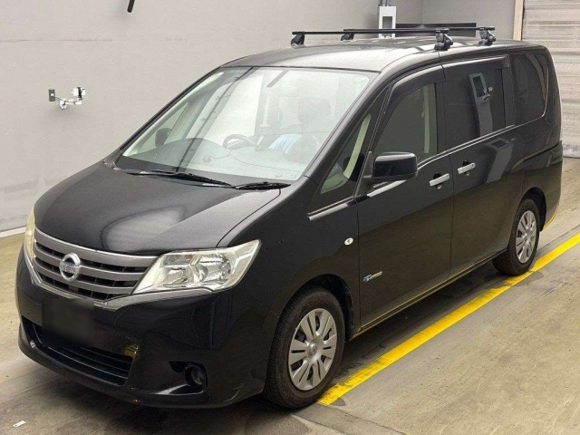 NISSAN SERENA 2013