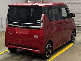 NISSAN ROOX 2021