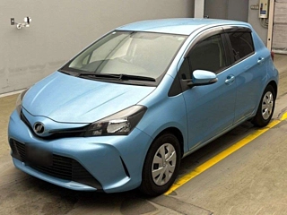 TOYOTA VITZ 2016