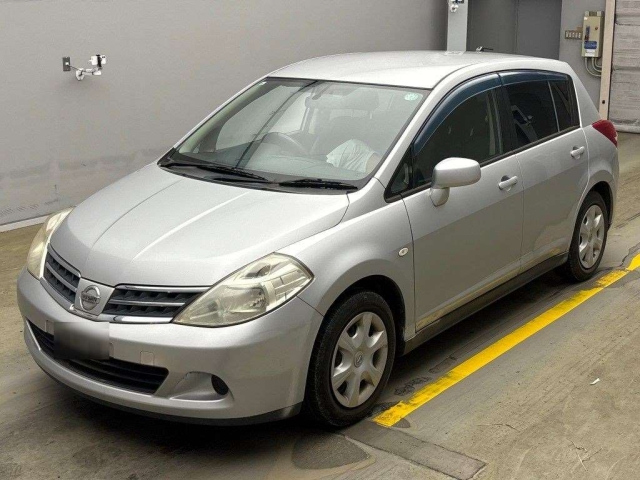NISSAN TIIDA 2009