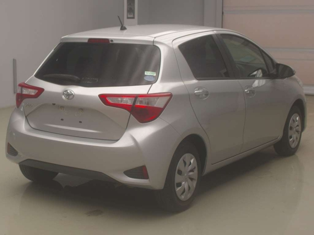 TOYOTA VITZ 2019