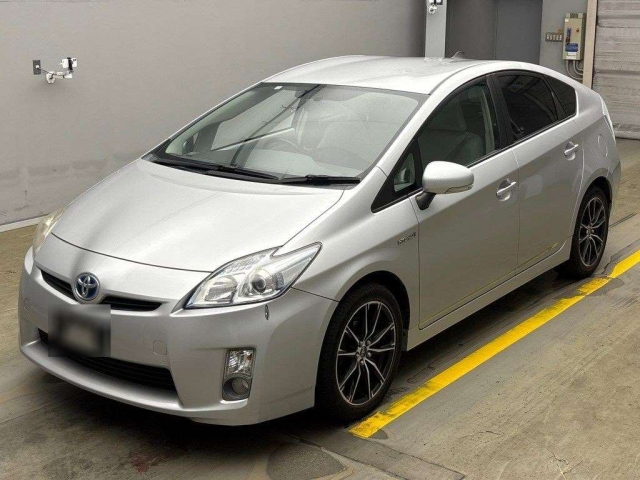 TOYOTA PRIUS 2010