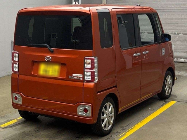 DAIHATSU WAKE 2021