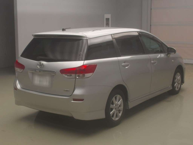 TOYOTA WISH 2009