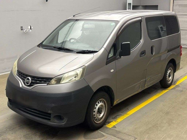 NISSAN NV200 2009