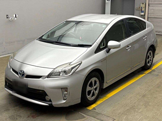 TOYOTA PRIUS 2013