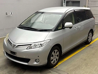 TOYOTA ESTIMA 2013