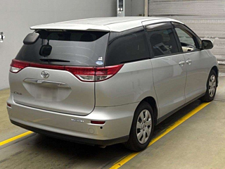 TOYOTA ESTIMA 2013