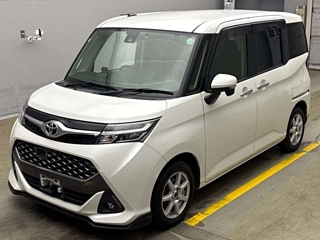 TOYOTA TANK 2016