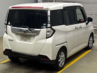 TOYOTA TANK 2016