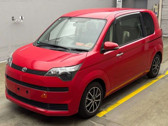 TOYOTA SPADE 2014