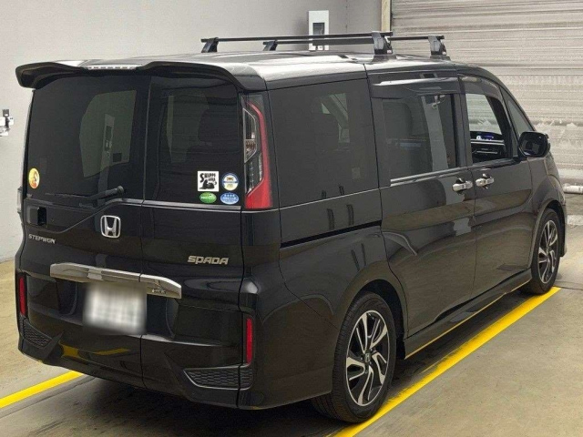 HONDA STEP WAGON 2017