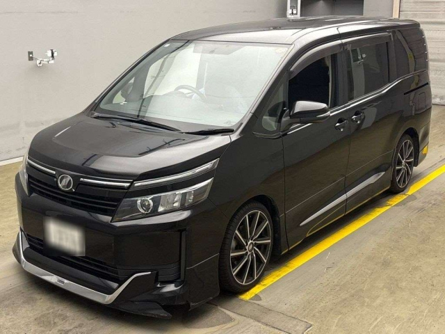 TOYOTA VOXY 2016
