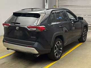 TOYOTA RAV4 2020