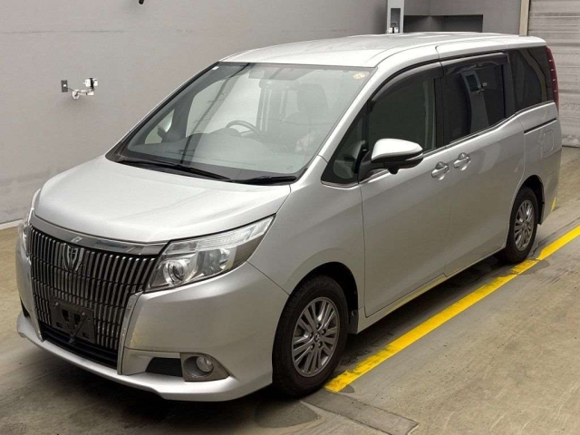 TOYOTA ESQUIRE 2015