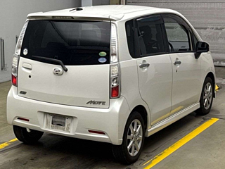 DAIHATSU MOVE 2012
