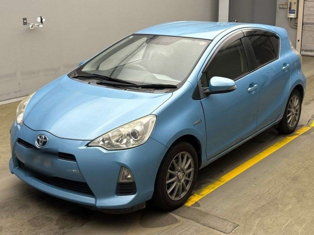 TOYOTA AQUA 2014