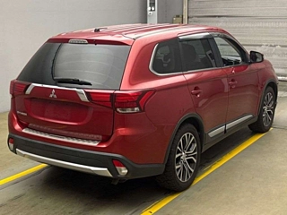 MITSUBISHI OUTLANDER 2015